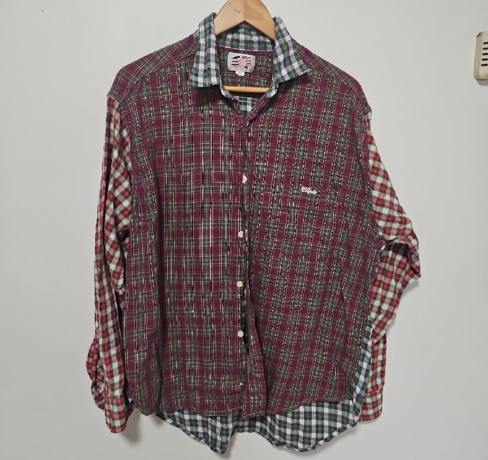 Chipie Red and Green Casual Button Down Shirt
